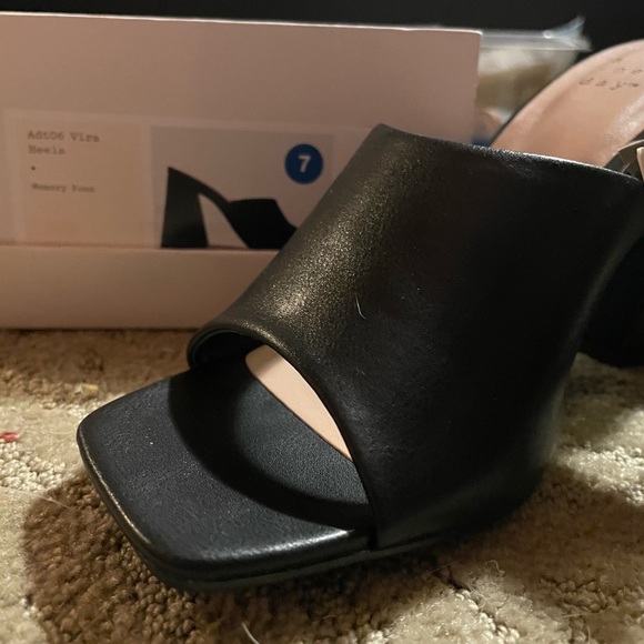 A New Day - Vira Heels - Picture 4 of 5